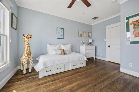 $995,000 | 724 Ashland Street, Houston, TX 77007