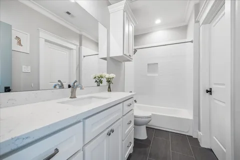 $995,000 | 724 Ashland Street, Houston, TX 77007