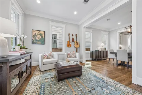 $995,000 | 724 Ashland Street, Houston, TX 77007