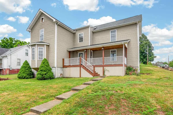 $260,000 | 204 Lagrange Street, Pulaski, VA 24301