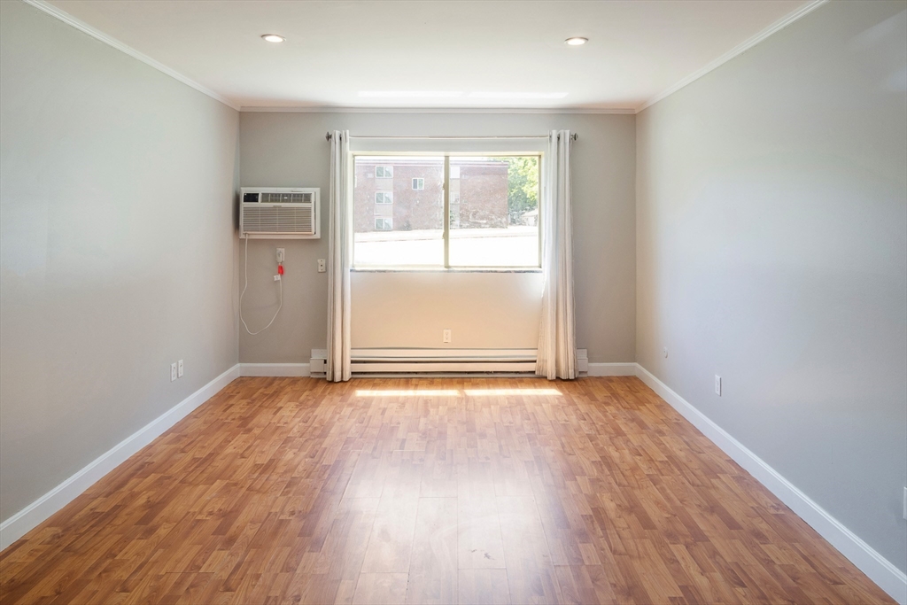 9 Weld Street, Unit 14 Framingham, MA 01702 - Photo 3 of 15