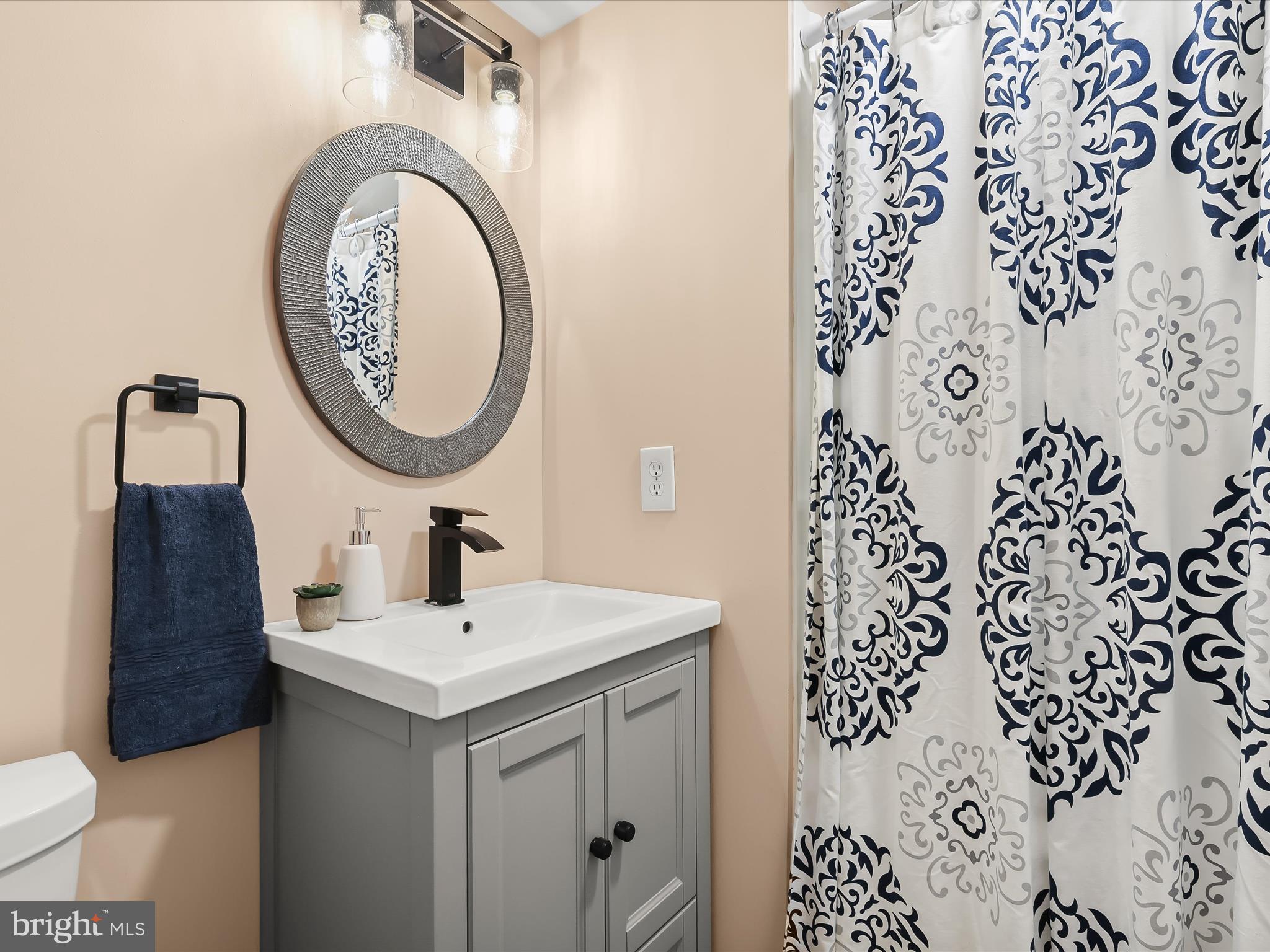 1734 Bloom Road Westminster, MD 21157 - Photo 29 of 52 Full Bath