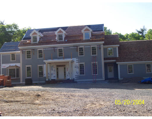 39 Beaver Road Weston, MA 02493 - Photo 2 of 2