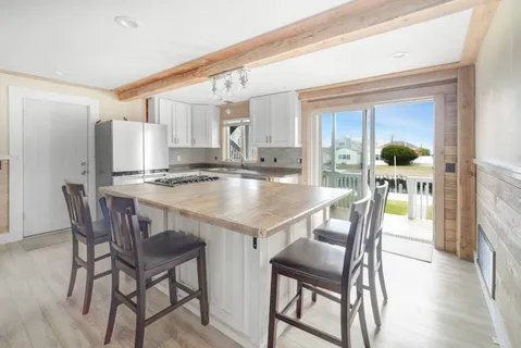 $1,450,000 | 15 Marlin Road, East Quogue, NY 11942