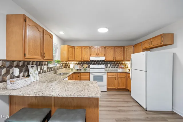 $285,000 | 102 Climbing Ivy Court, Cary, NC 27511