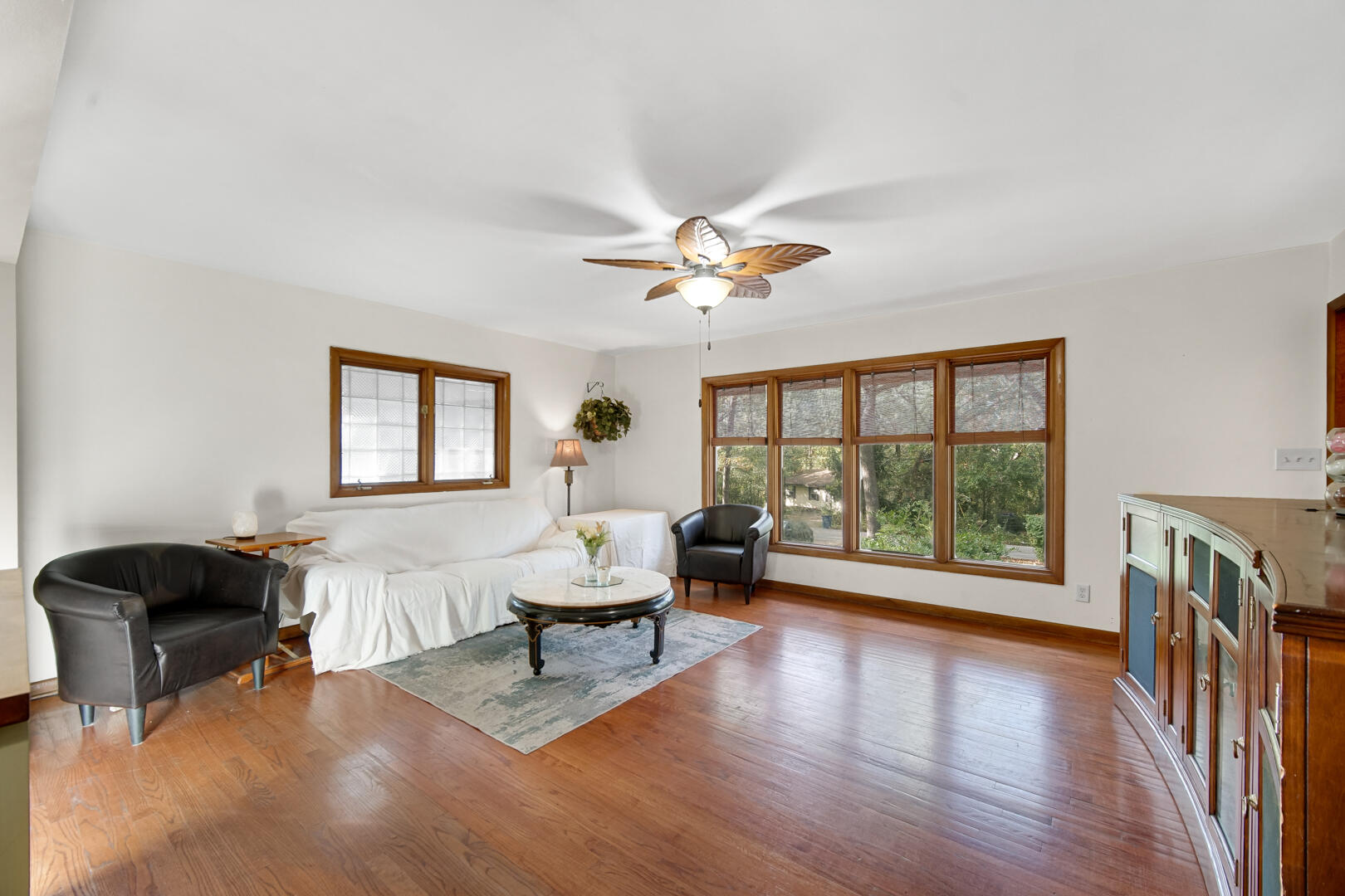 5001 Marquette Road Lake Station, IN 46405 - Photo 6 of 32 a living room with furniture and a window