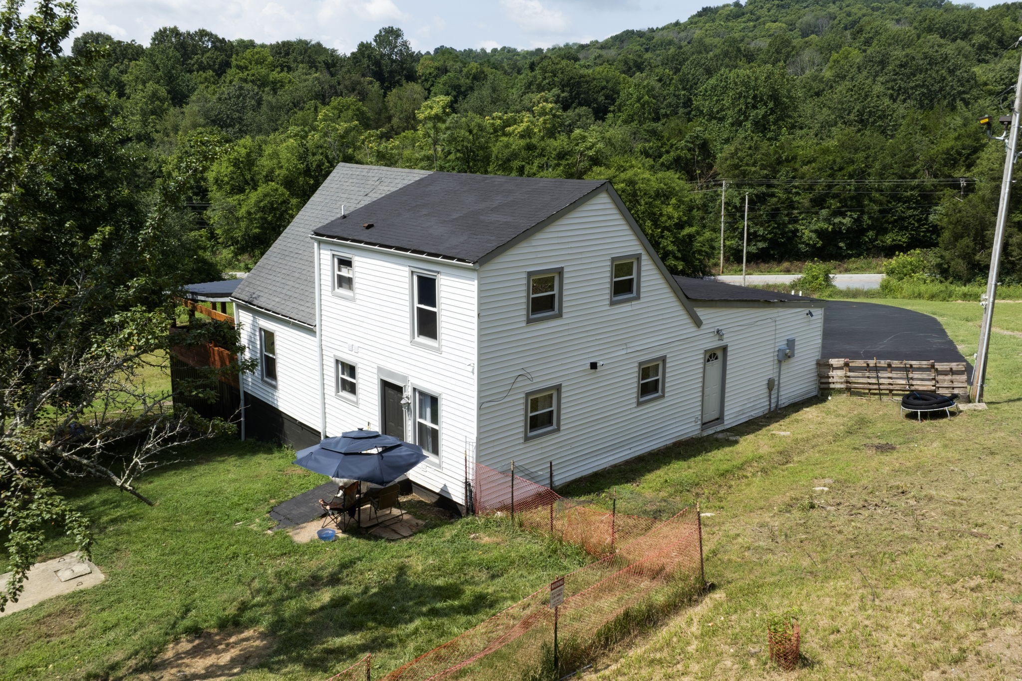3203 Statesville Road Watertown, TN 37184 - Photo 39 of 56 a view of a house with backyard