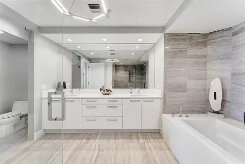 a view of a livingroom with furniture