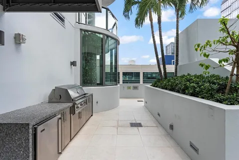 $2,149,950 | 100 East Las Olas Boulevard, Unit 2803, Fort Lauderdale, FL 33301