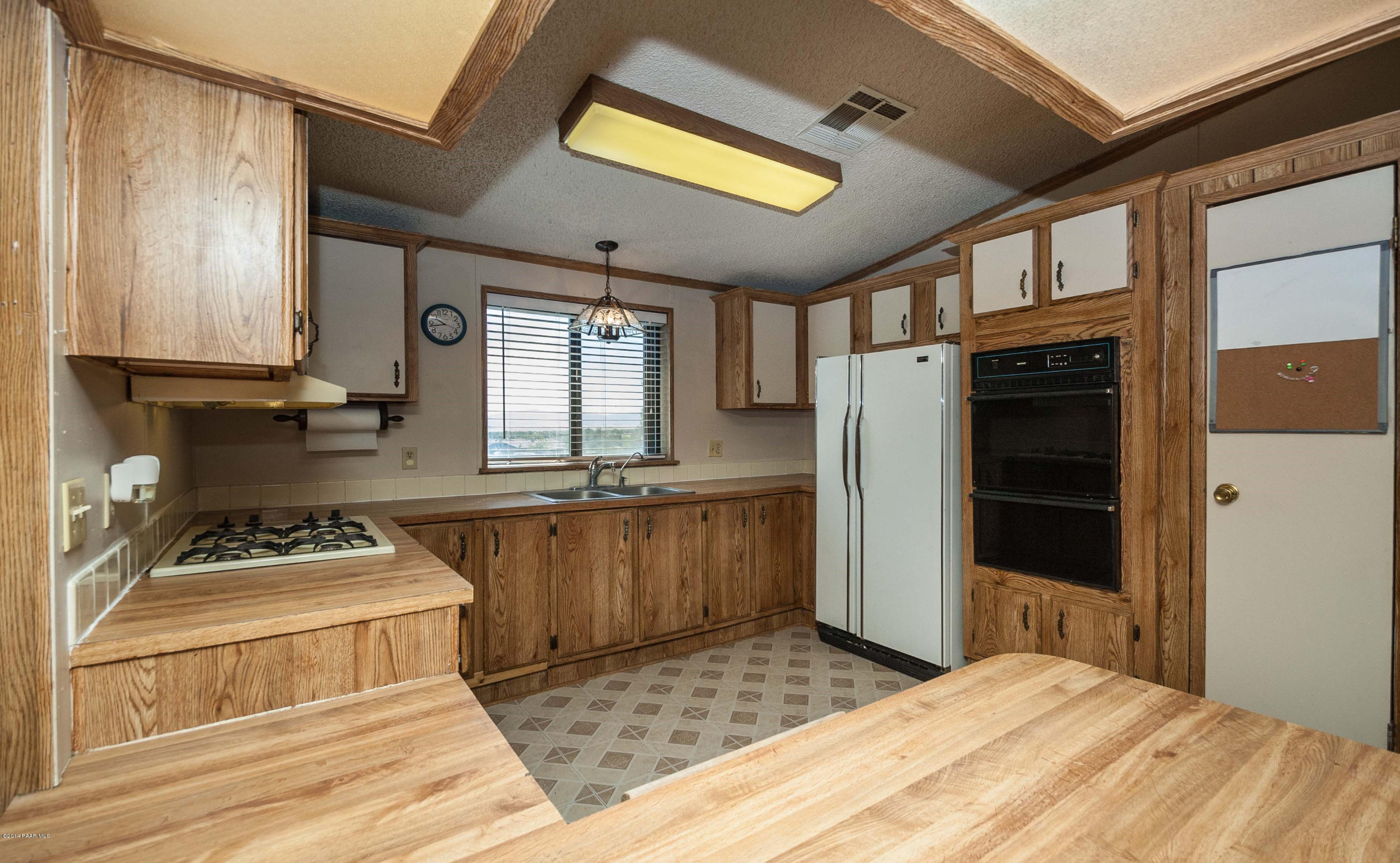 60 South Reed Road Chino Valley, AZ 86323 - Photo 9 of 19 008_Kitchen