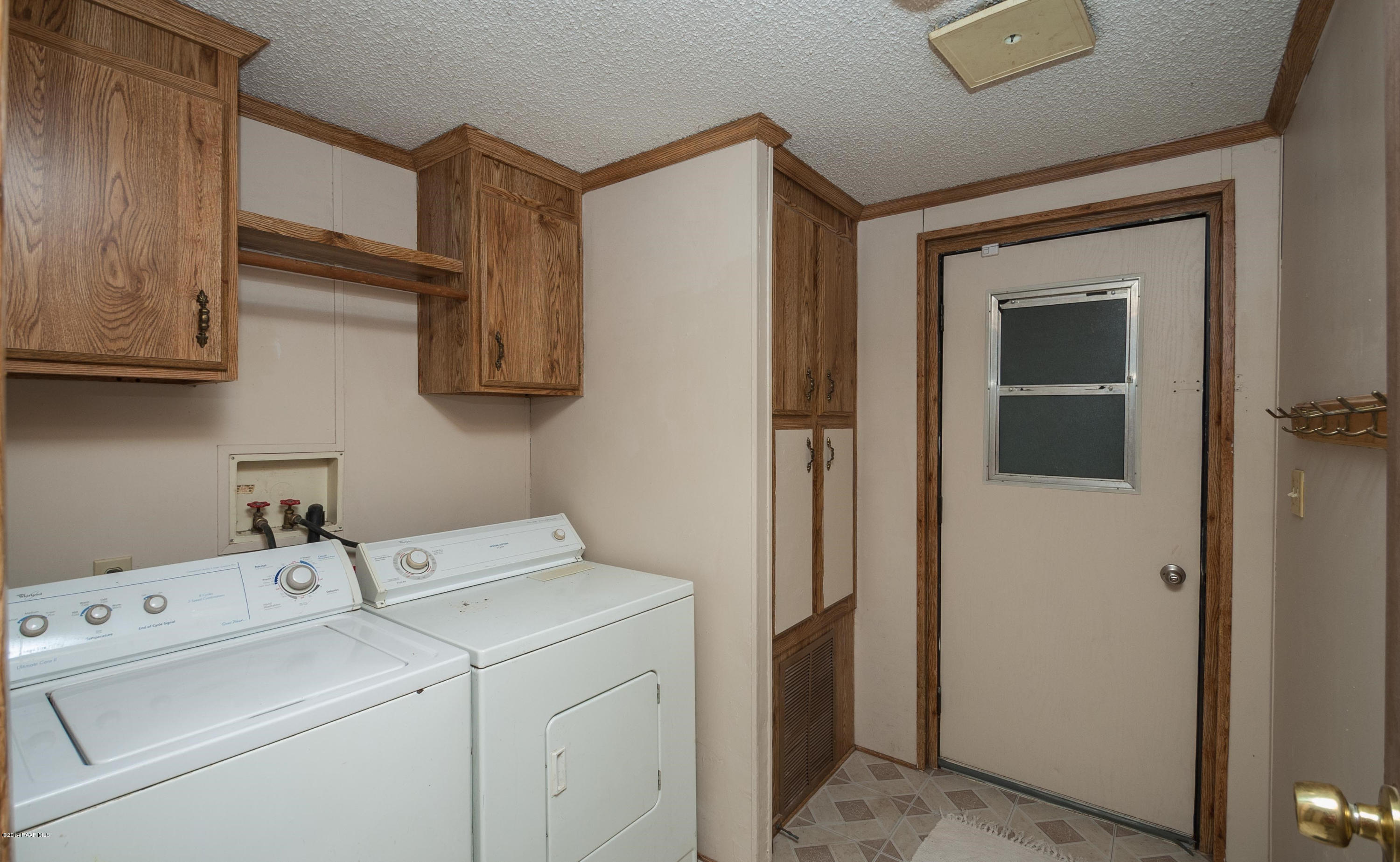 60 South Reed Road Chino Valley, AZ 86323 - Photo 10 of 19 015_Utility Room