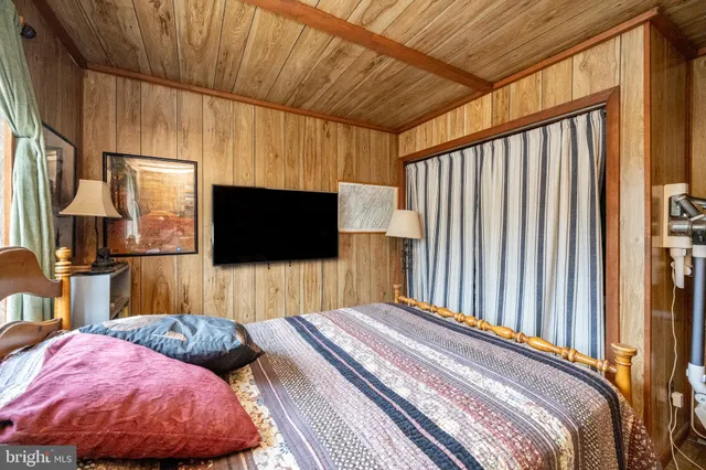 $425,000 | 180 Paradise Ridge Road, Oakland, MD 21550