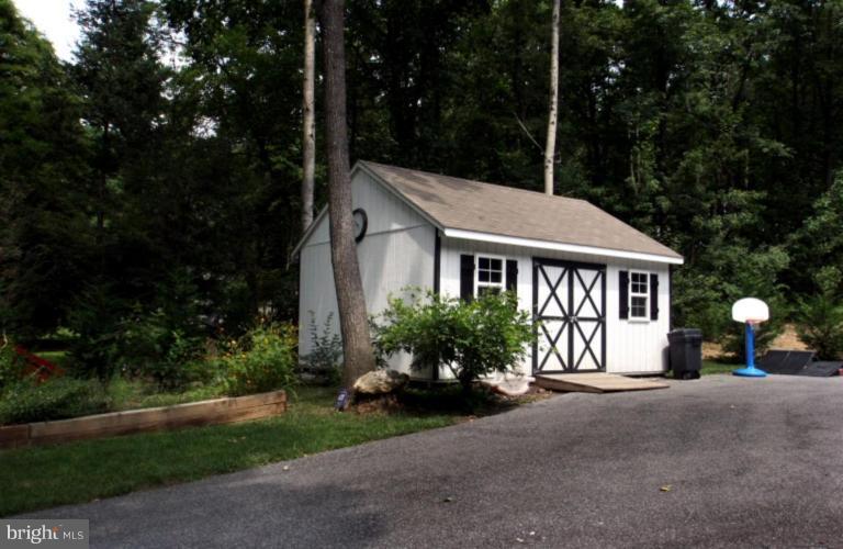 3760 Baker School House Road Manchester, MD 21102 - Photo 20 of 30 Shed