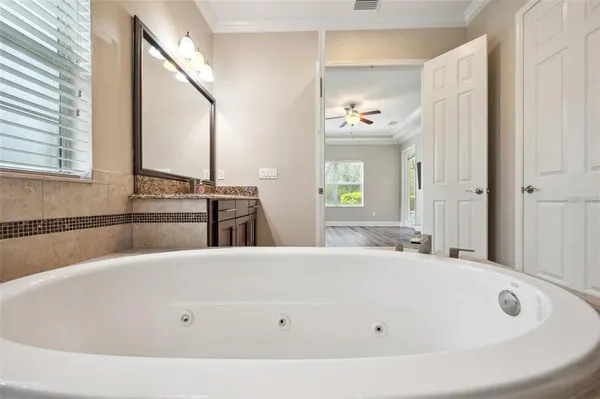 $975,000 | 5117 Longspur Court, Lithia, FL 33547
