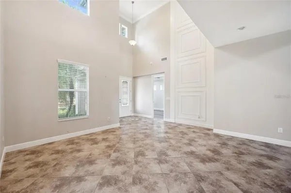 $975,000 | 5117 Longspur Court, Lithia, FL 33547