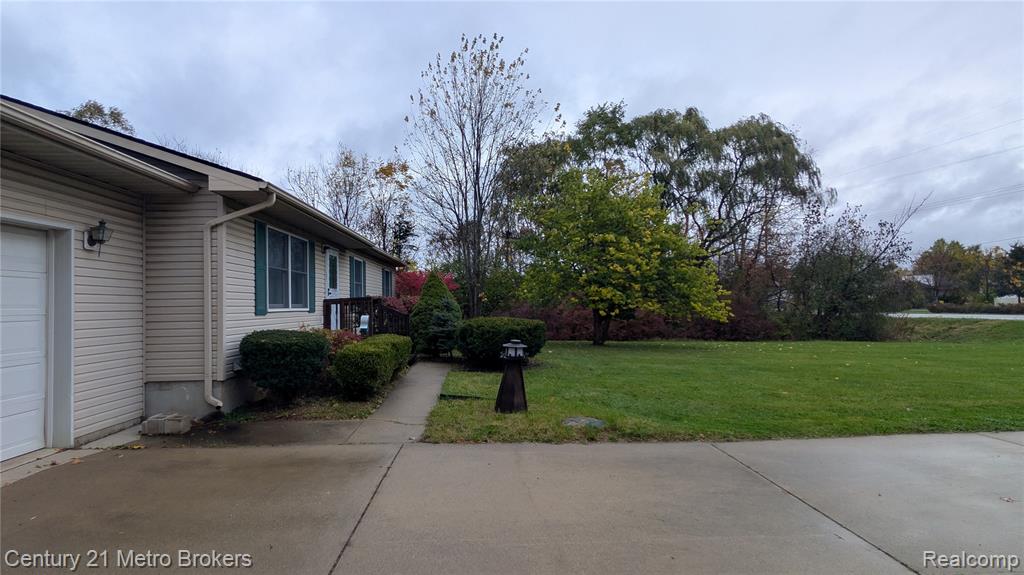 3042 Belsay Road Burton, MI 48519 - Photo 23 of 27