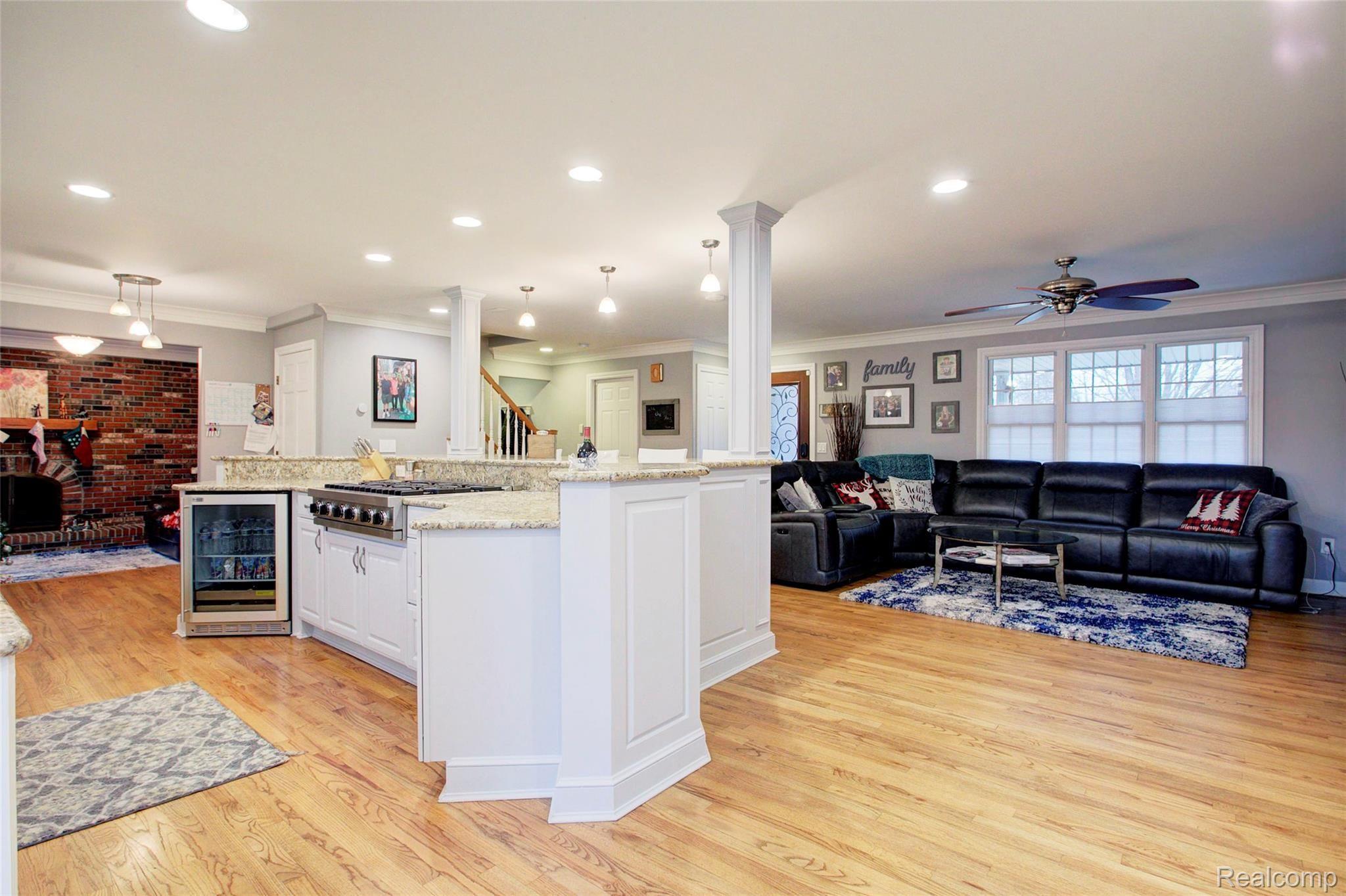 7345 Kingsbridge Road Canton, MI 48187 - Photo 27 of 98 4H8A2243_4_5.jpg