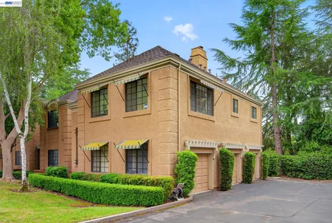 $700,000 | 610 Canyon Woods Court, Unit D, San Ramon, CA 94582