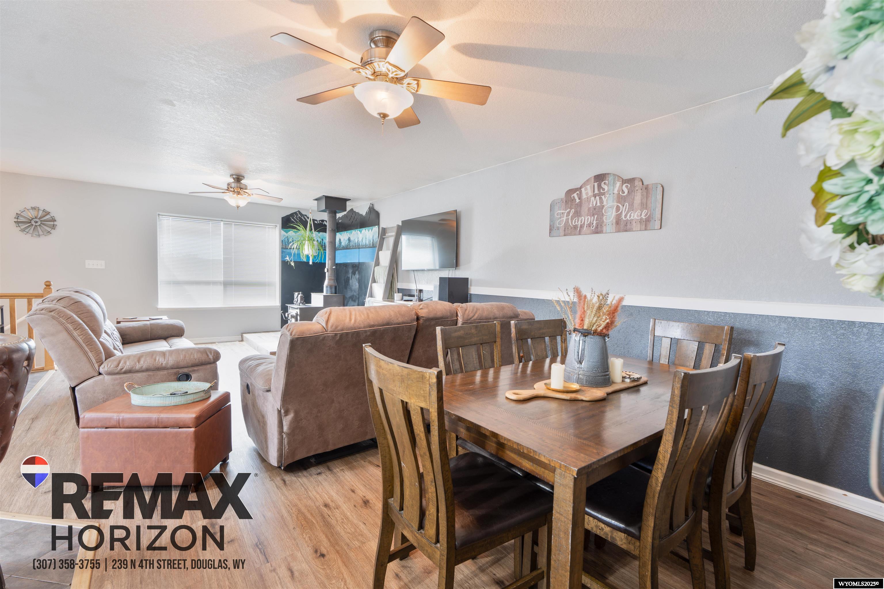 212 Bow Street Douglas, WY 82633 - Photo 12 of 38