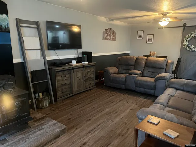 $338,900 | 212 Bow Street, Douglas, WY 82633