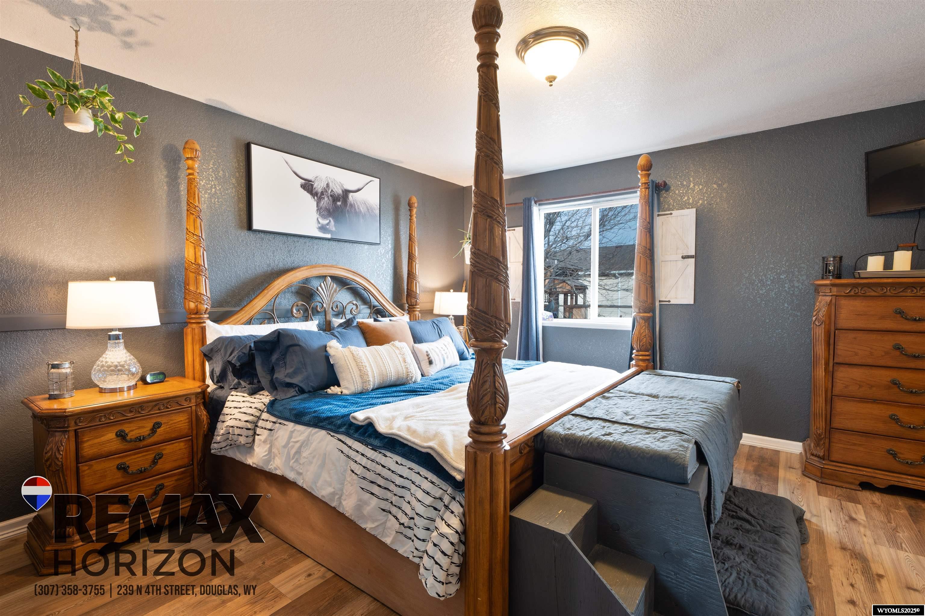 212 Bow Street Douglas, WY 82633 - Photo 13 of 38