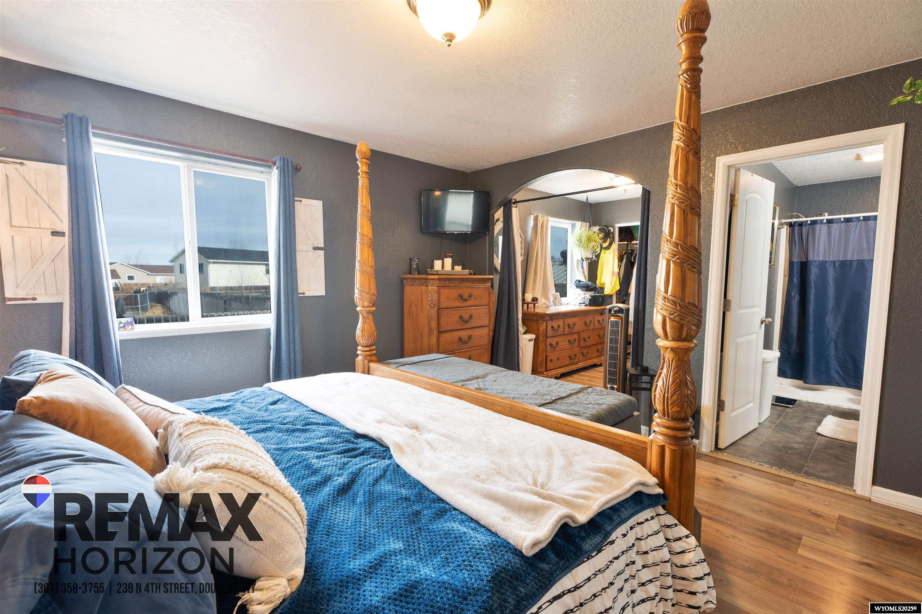 212 Bow Street Douglas, WY 82633 - Photo 15 of 38