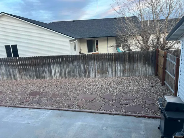 $338,900 | 212 Bow Street, Douglas, WY 82633