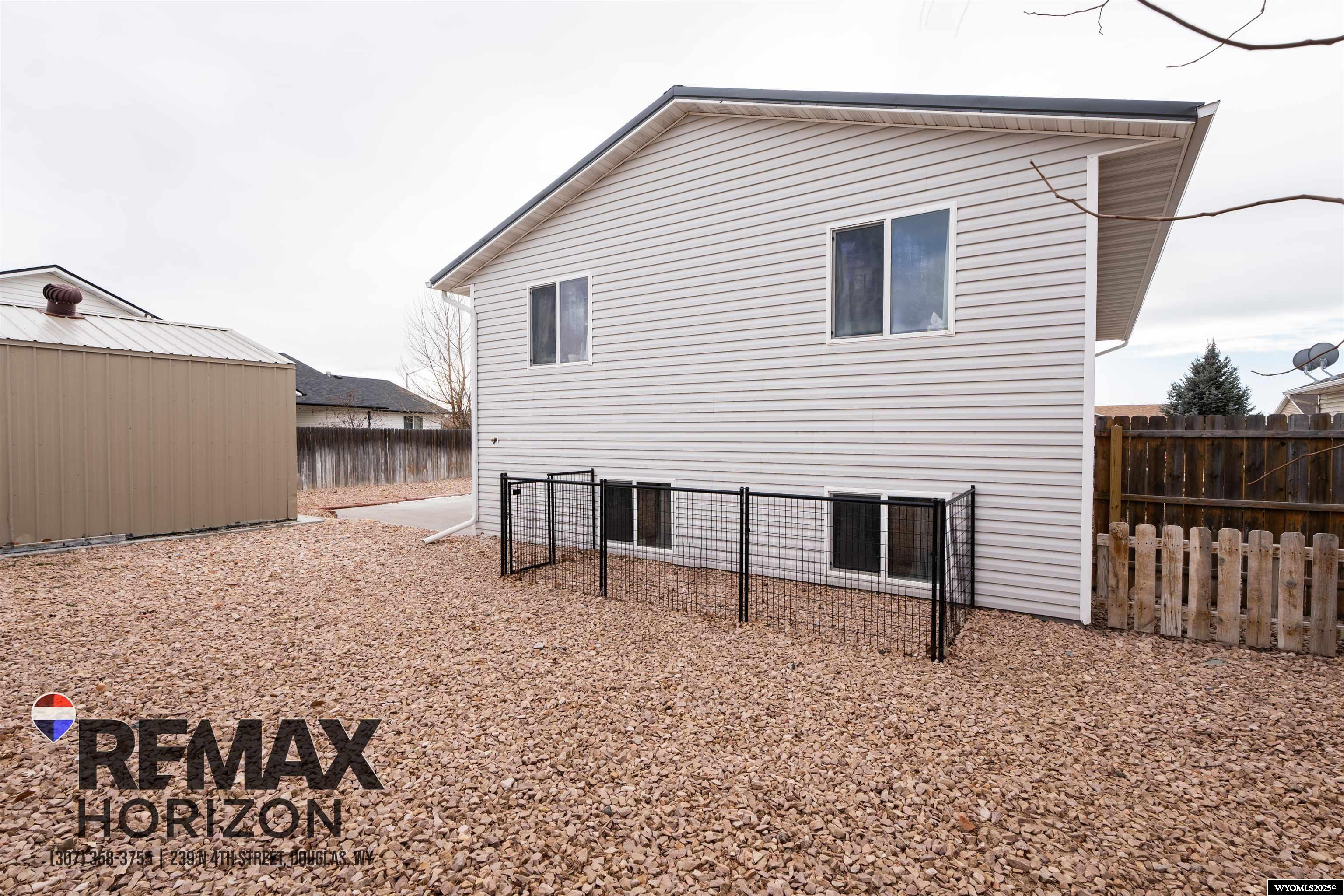 212 Bow Street Douglas, WY 82633 - Photo 34 of 38