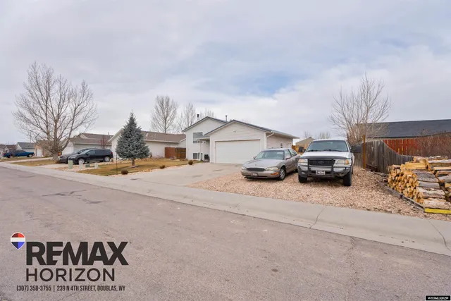 $338,900 | 212 Bow Street, Douglas, WY 82633