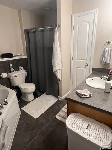 $338,900 | 212 Bow Street, Douglas, WY 82633