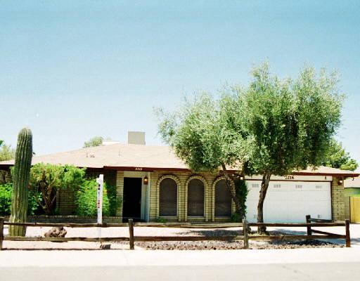 2218 South Evergreen Road Tempe, AZ 85282 - Photo 1 of 1 Primary Photo