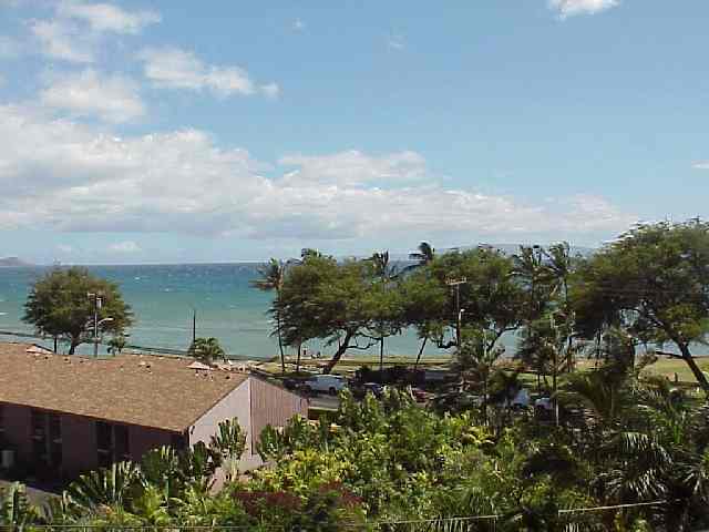 1993 South Kihei Road, Unit 615 Kihei, HI 96753 - Photo 3 of 16 a view of a patio in front of house