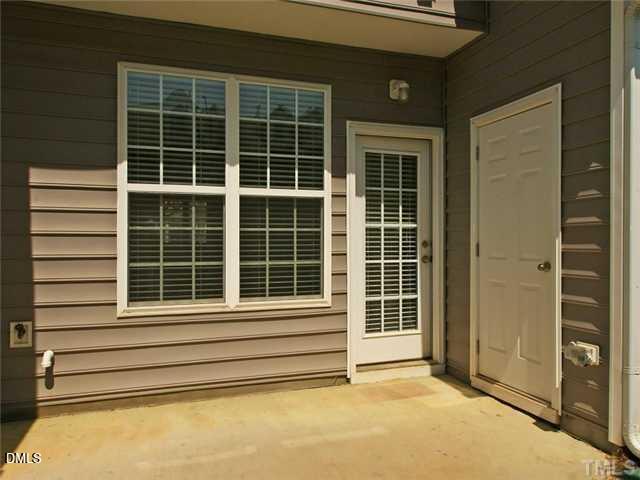 708 Bryant Street Raleigh, NC 27603 - Photo 16 of 19 full_Patio