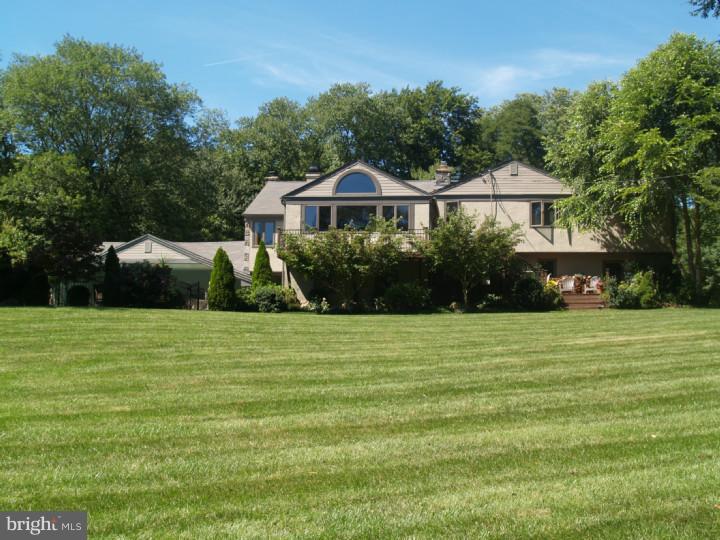 461 Rolling Road Bryn Mawr, PA 19010 - Photo 1 of 19 Exterior