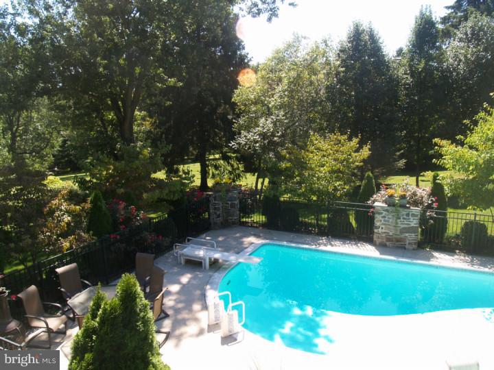 461 Rolling Road Bryn Mawr, PA 19010 - Photo 15 of 19 Pool