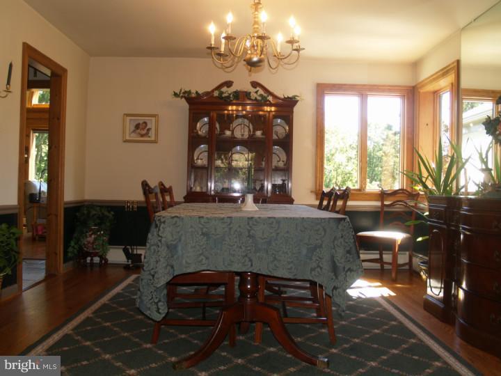 461 Rolling Road Bryn Mawr, PA 19010 - Photo 8 of 19 Dining Room