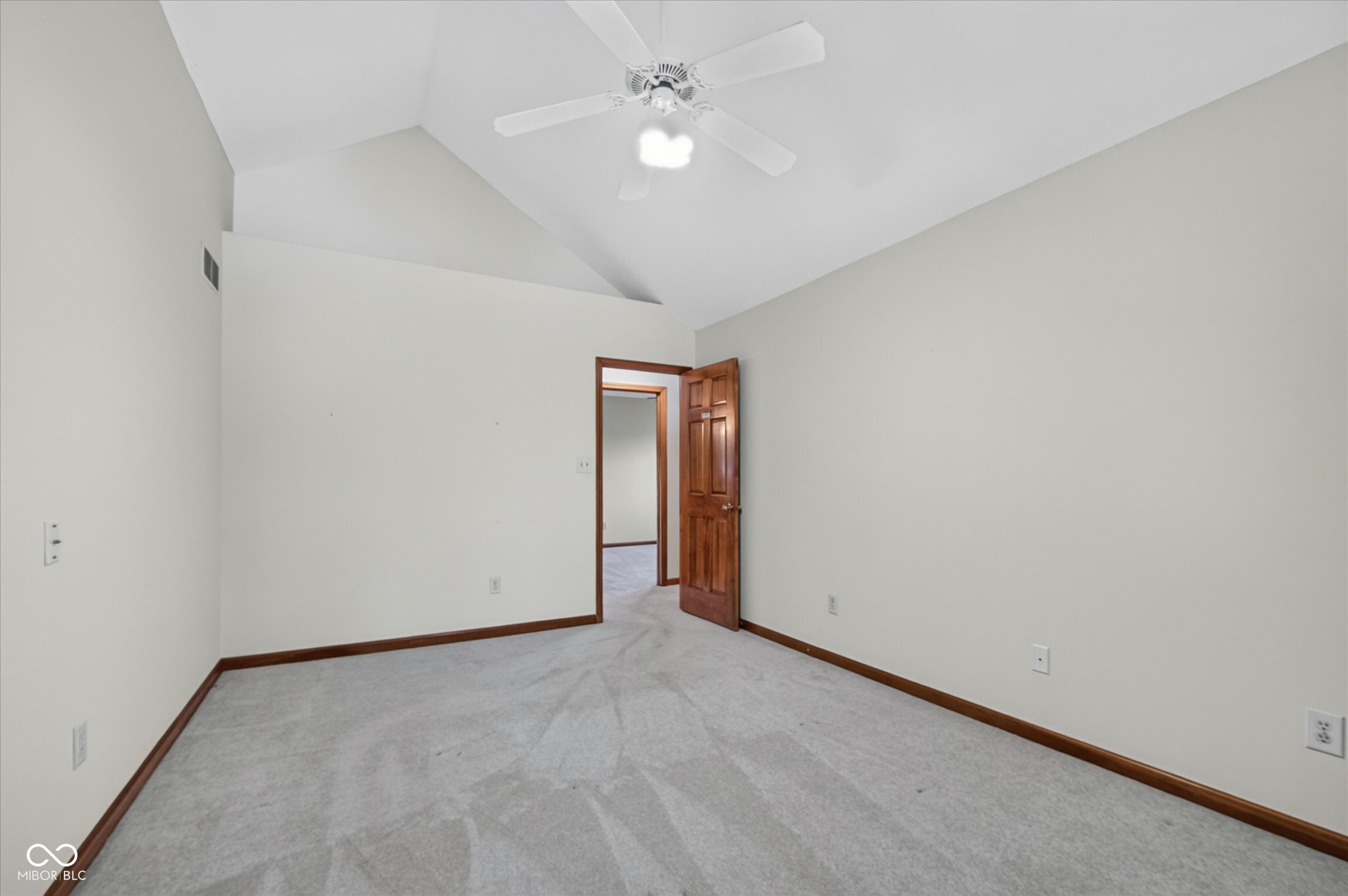 13719 Springmill Boulevard Carmel, IN 46032 - Photo 34 of 50