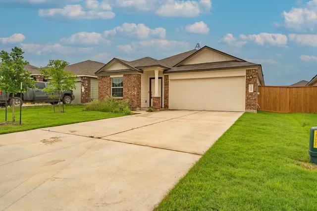 $1,800 | 149 Perfect World Loop, Jarrell, TX 76537