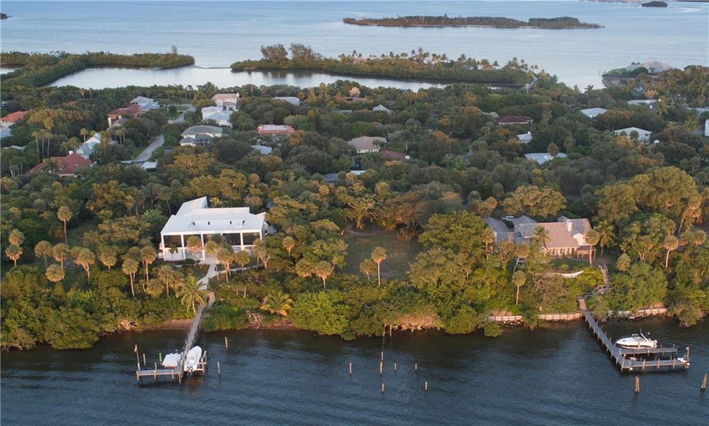 16 Mandalay Road Stuart, FL 34996 - Photo 4 of 13 Gallery Image 4