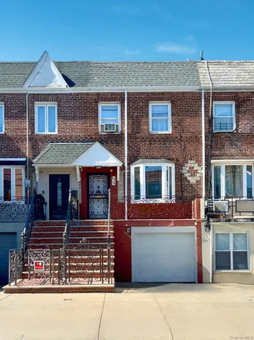 $1,129,000 | 25-14 43rd Street | Astoria