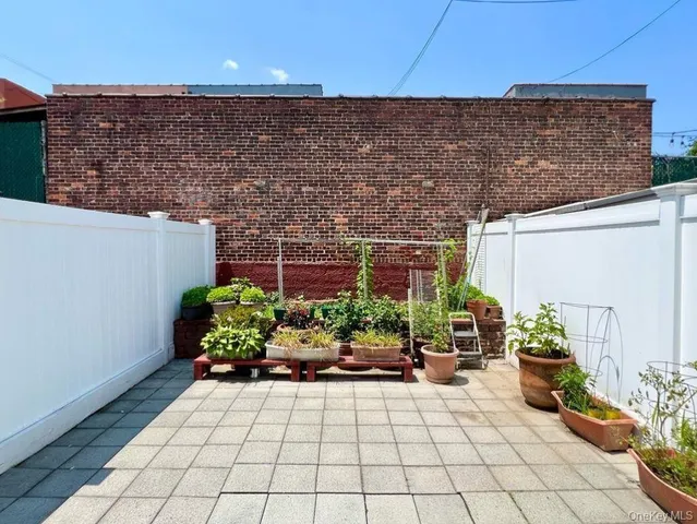 $1,129,000 | 25-14 43rd Street | Astoria