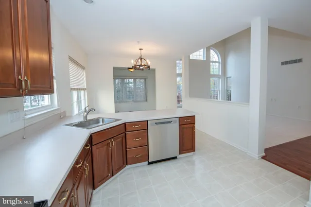 an empty room with a empty space