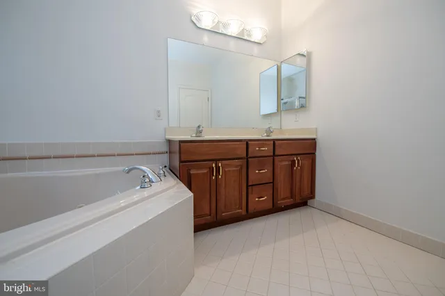 $775,000 | 625 North Settlers Circle, Warrington, PA 18976