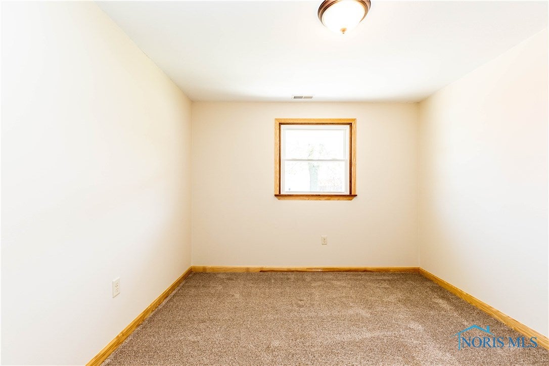 1010 Emerald Road Paulding, OH 45879 - Photo 12 of 35 Gallery Image 12