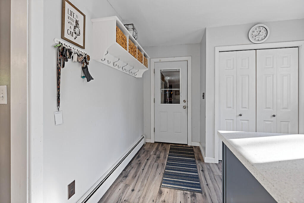 306 Hamilton Terrace Pittsfield, ME 04967 - Photo 11 of 37 kitchen