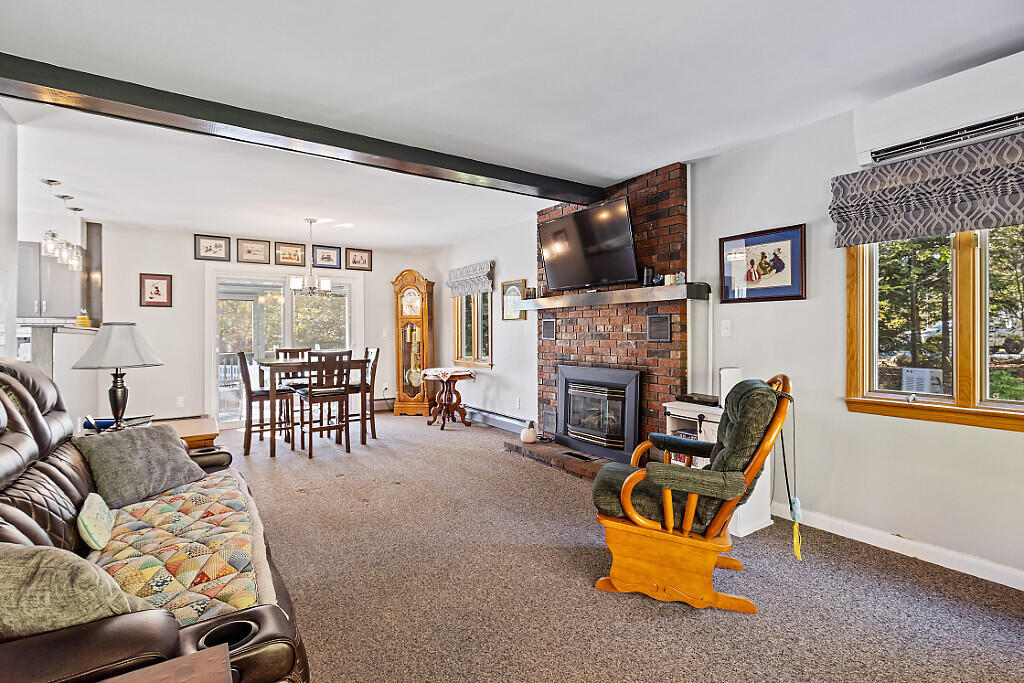 306 Hamilton Terrace Pittsfield, ME 04967 - Photo 13 of 37 living room