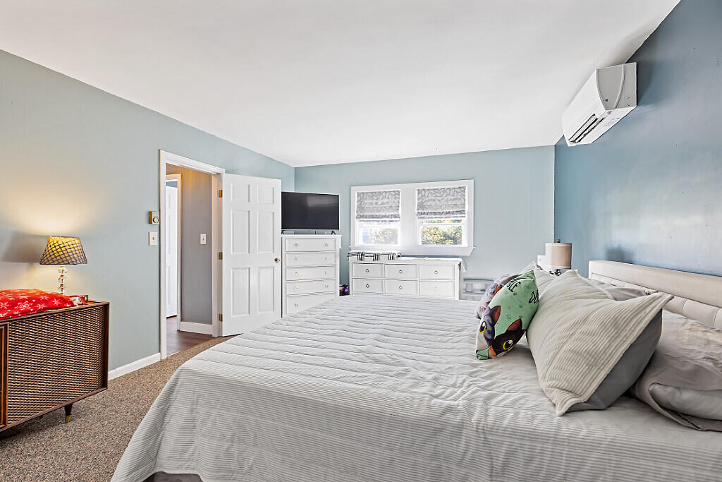 306 Hamilton Terrace Pittsfield, ME 04967 - Photo 23 of 37 primary