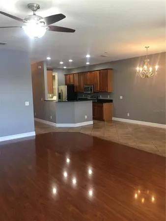 $2,550 | 7433 Terrace River Drive, Tampa, FL 33637