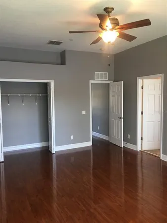 $2,550 | 7433 Terrace River Drive, Tampa, FL 33637