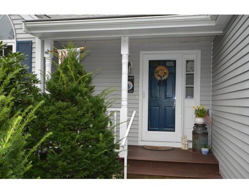 34 Harlow Road Sandwich, MA 02563 - Photo 3 of 23 Gallery Image 3